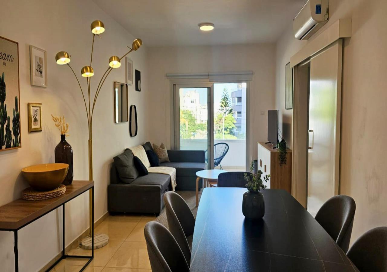 Phaedrus Living: City Centre Luxury Flat Esperidon 201 Nicosie Extérieur photo